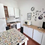 Vele 6 By La Via Del Mare Viaggi E Vacanze Simius